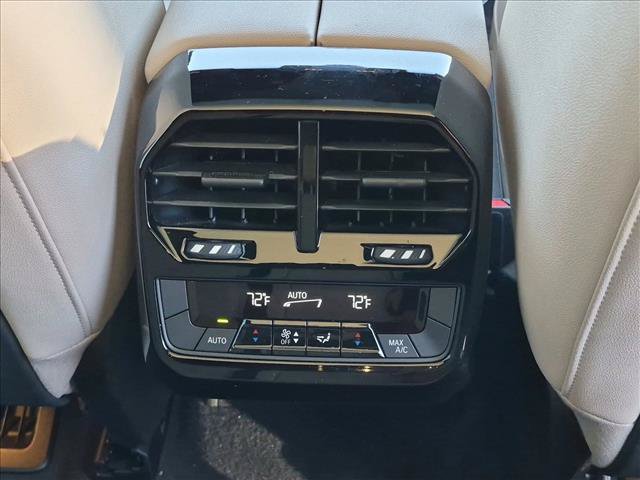 Certified 2024 BMW iX xDrive50 w/ Premium Package AWD/4WD image 18