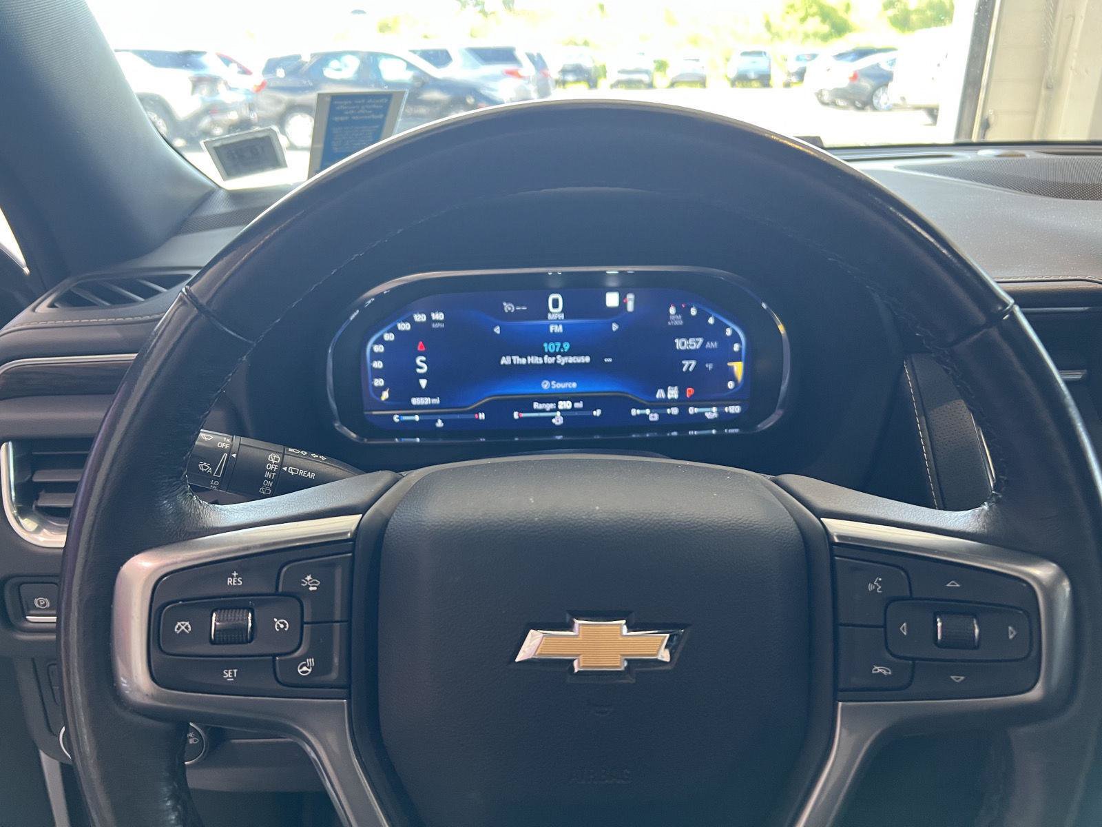 Used 2023 Chevrolet Tahoe Premier AWD/4WD image 38