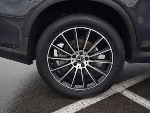 Used 2022 Mercedes-Benz GLC 300 image 41