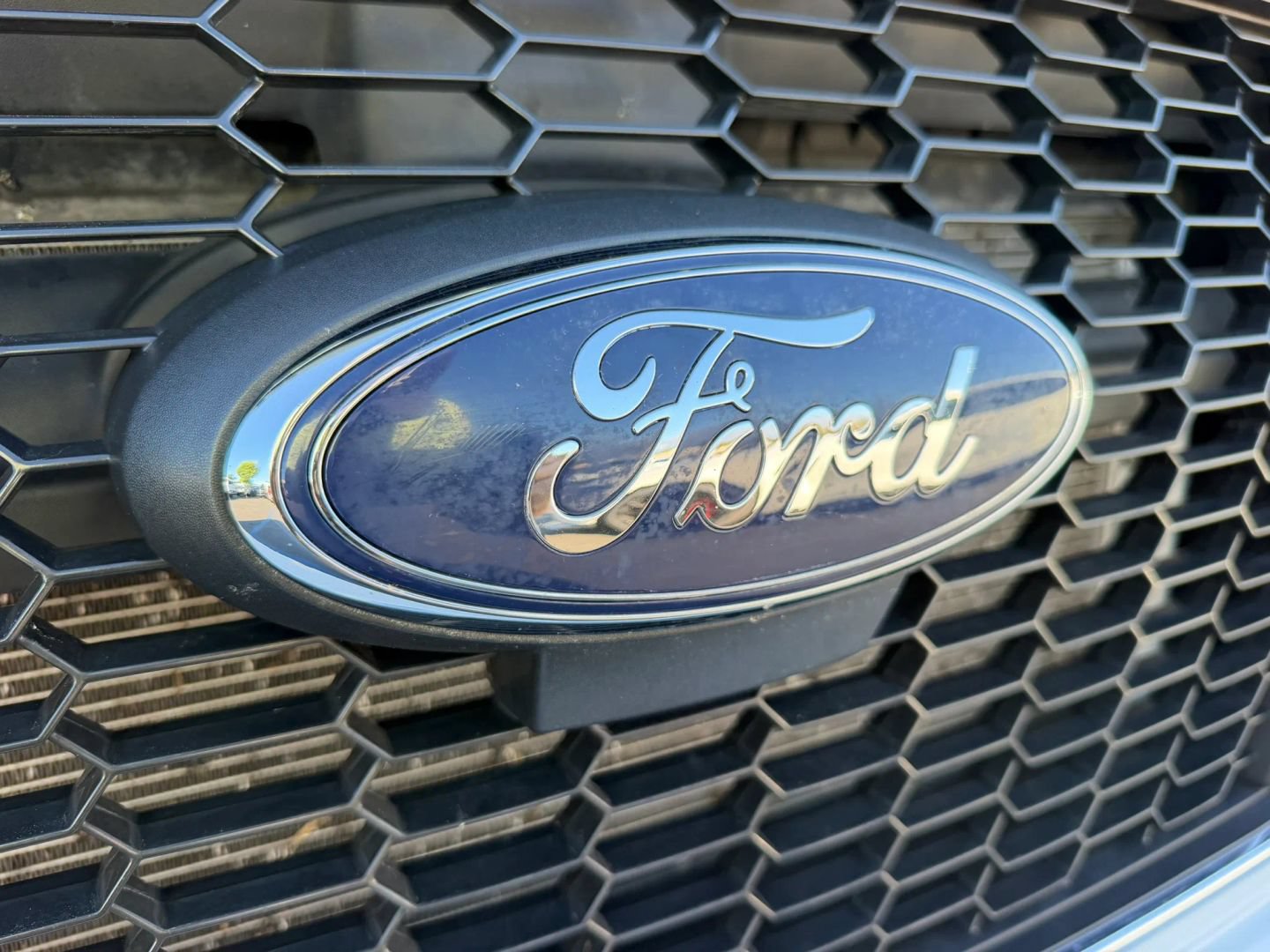 Used 2024 Ford Transit 350 XLT RWD image 29