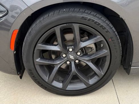 Used 2022 Dodge Charger SXT w/ Blacktop Package RWD image 10
