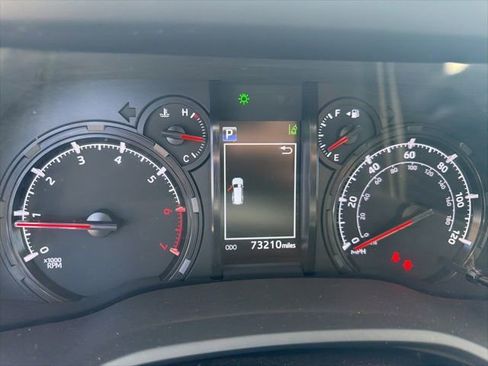 Used 2021 Toyota 4Runner SR5 Premium w/ Moonroof Package image 13