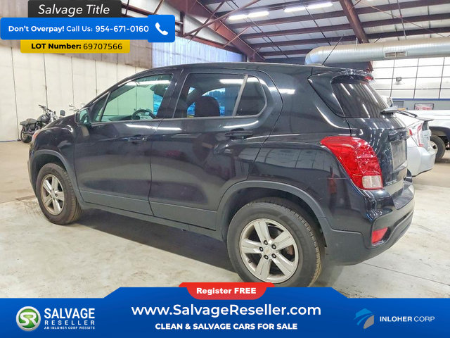 Used 2021 Chevrolet Trax LS w/ Tint and Cruise Package AWD/4WD image 3