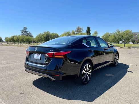 Used 2019 Nissan Altima 2.5 SR AWD/4WD image 5