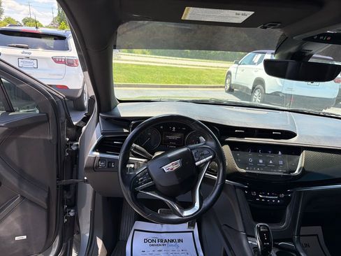 Used 2020 Cadillac XT6 Sport AWD/4WD image 13
