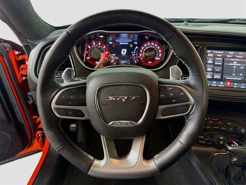 Used 2023 Dodge Challenger SRT Hellcat image 13