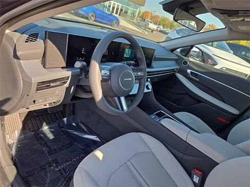 New 2025 Hyundai Sonata SEL image 23