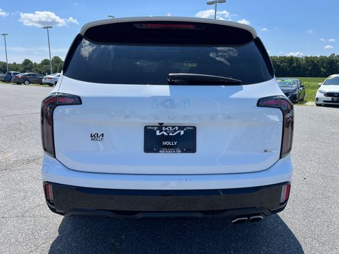 Used 2024 Kia Telluride SX Prestige X-Pro AWD/4WD image 4