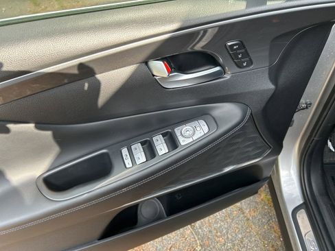 Used 2023 Hyundai Santa Fe Calligraphy image 16