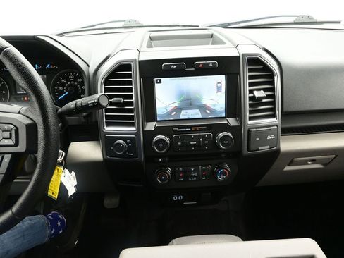 Used 2016 Ford F150 XLT w/ Equipment Group 302A Luxury image 19