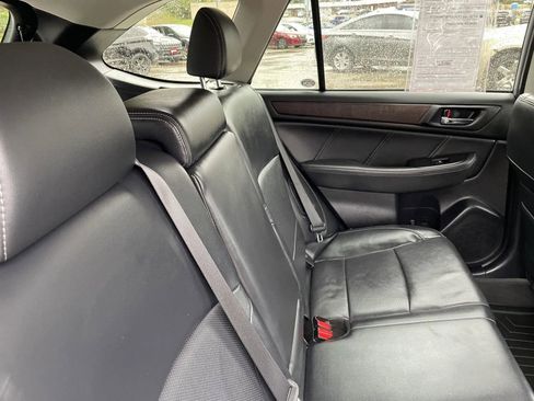 Used 2019 Subaru Outback 2.5i Limited image 18