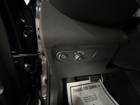 Used 2023 Buick Envision Preferred w/ Sport Touring Package image 17