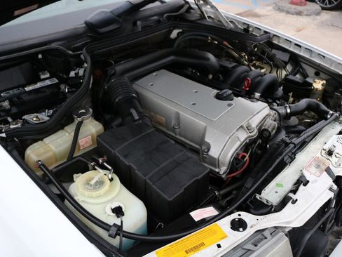 Used 1993 Mercedes-Benz 300 E 2.8 image 46