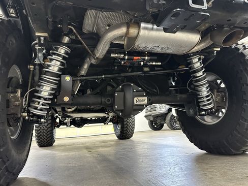 Used 2013 Jeep Wrangler Unlimited Rubicon AWD/4WD image 18