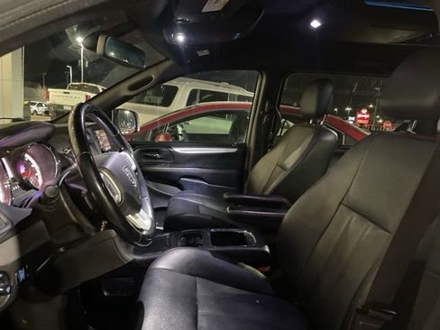 Used 2020 Dodge Grand Caravan GT image 9