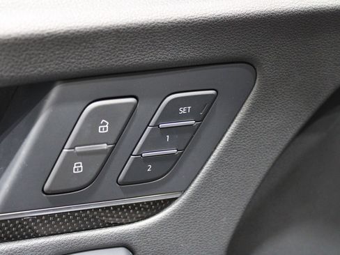 Used 2022 Audi SQ5 Premium w/ Convenience Package image 24