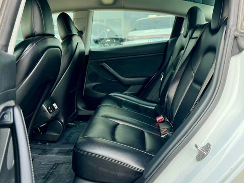 Used 2022 Tesla Model 3 Long Range image 15