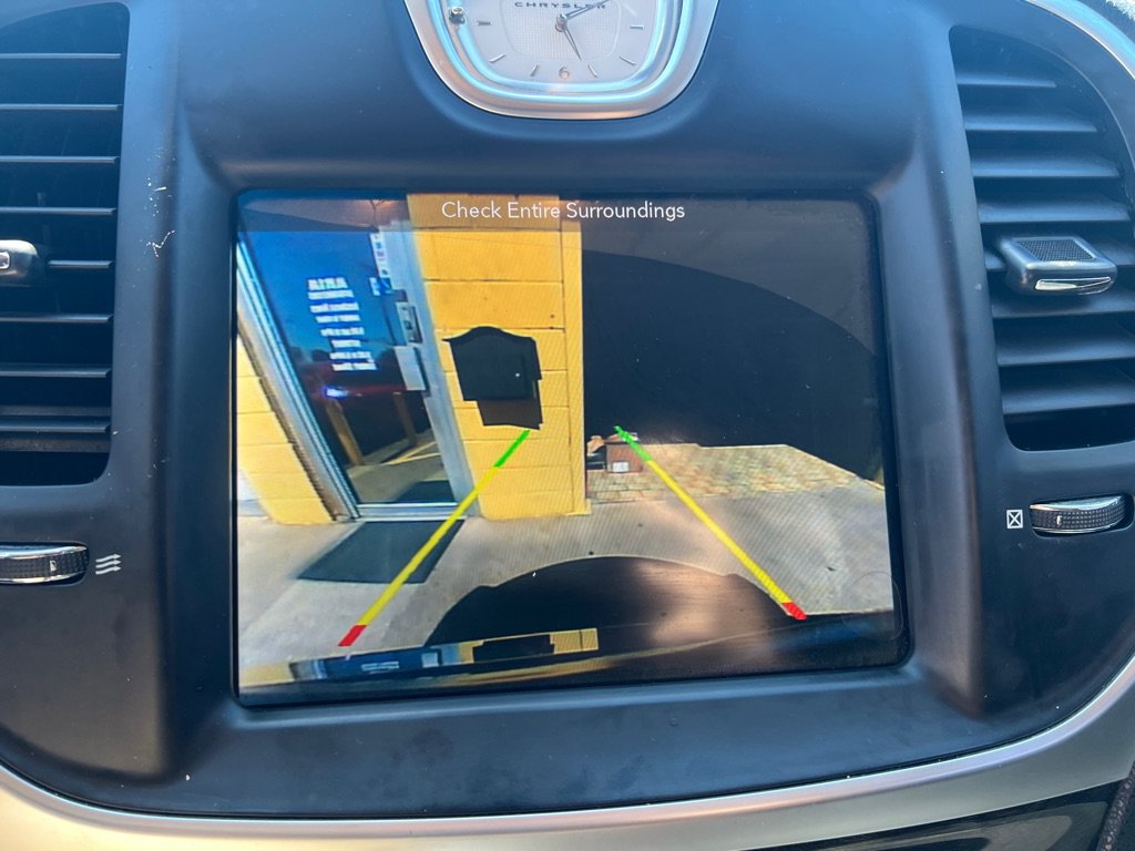 Used 2018 Chrysler 300 Touring RWD image 19