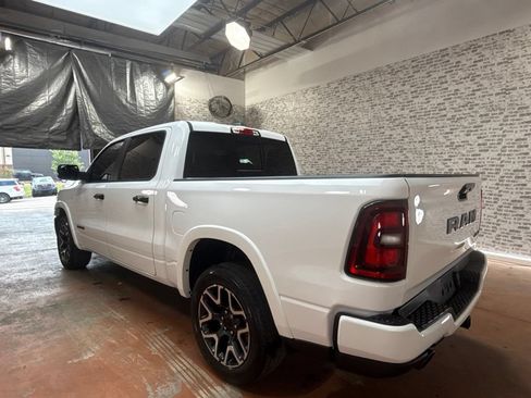 Used 2025 RAM 1500 Big Horn AWD/4WD image 5