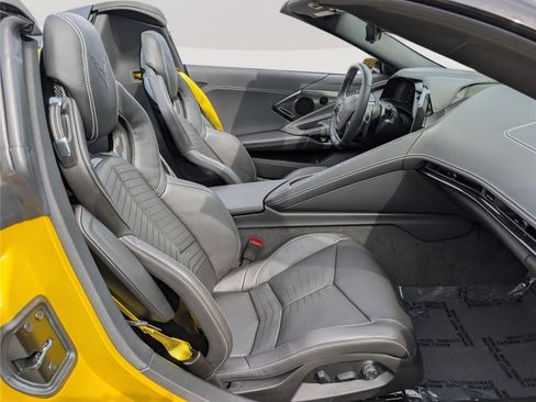 Used 2025 Chevrolet Corvette Z06 w/ Stealth Interior Trim Package RWD image 11