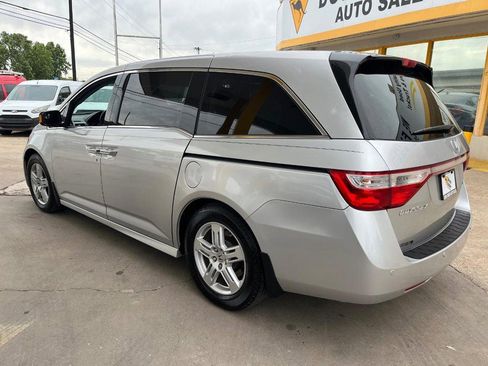 Used 2013 Honda Odyssey Touring image 6