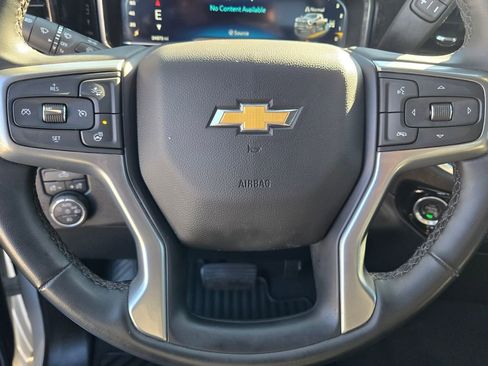 Used 2025 Chevrolet Silverado 2500 LT w/ Convenience Package image 22