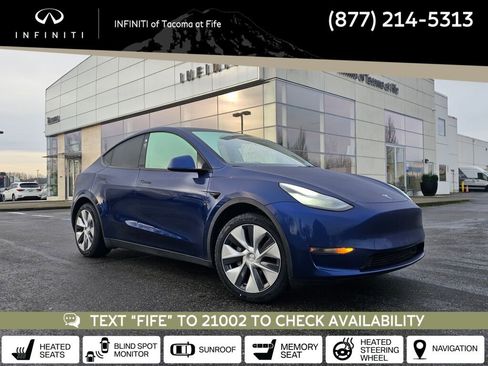 Used 2021 Tesla Model Y Standard Range image 1