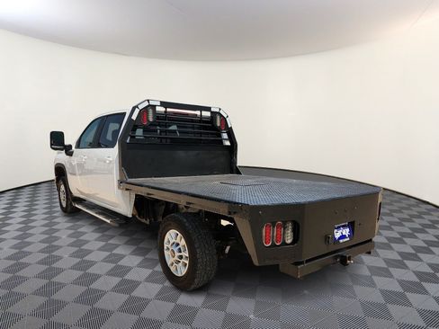 Used 2024 Chevrolet Silverado 2500 LT w/ Convenience Package AWD/4WD image 3