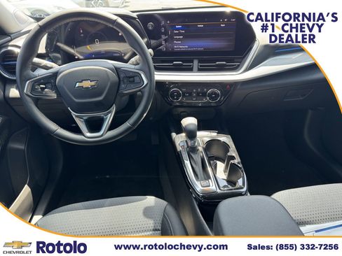 Used 2024 Chevrolet Trax LT w/ Driver Confidence Package FWD image 15