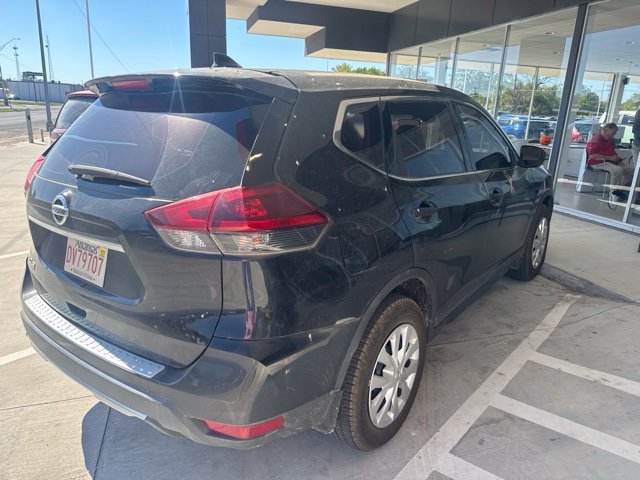 Used 2019 Nissan Rogue S FWD image 4