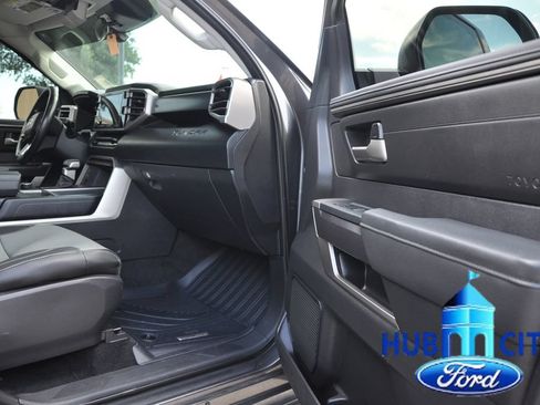 Used 2023 Toyota Tundra SR5 AWD/4WD image 17