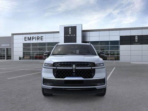 New 2025 Lincoln Navigator L Reserve w/ Jet Appearance Package image 6