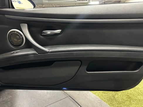 Used 2009 BMW M3 Convertible image 19