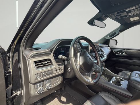 Used 2024 Chevrolet Suburban RST w/ Luxury Package AWD/4WD image 13