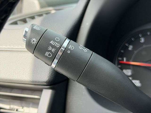 Used 2023 GMC Terrain SLT w/ Tech Package AWD/4WD image 25