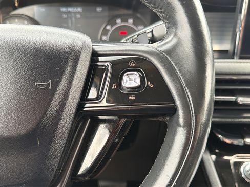 Used 2020 Lincoln Corsair FWD w/ Equipment Group 101A image 19