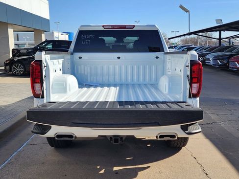 New 2026 GMC Sierra 1500 Elevation image 46