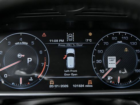 Used 2016 Land Rover Range Rover Sport SVR image 24