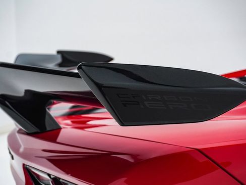 Used 2024 Chevrolet Corvette Z06 RWD image 17