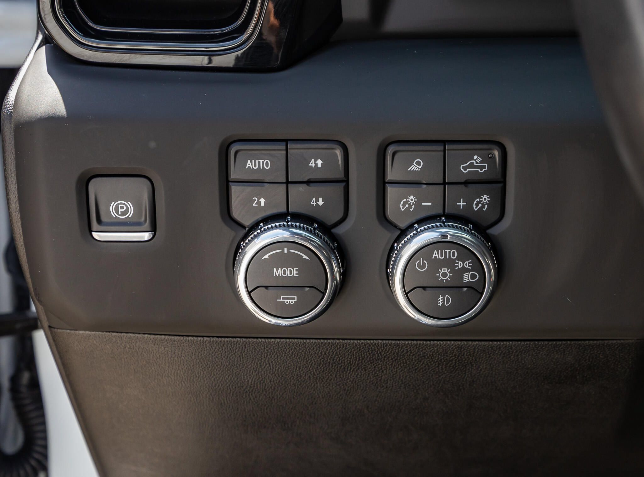 Used 2025 GMC Sierra 2500 AT4X w/ AT4X AEV Edition AWD/4WD image 22