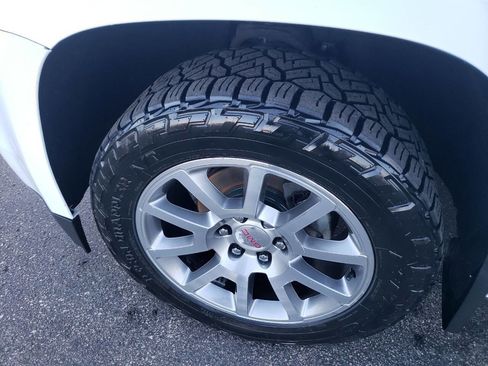 Used 2016 GMC Yukon XL Denali w/ Open Road Package image 14