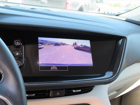 Used 2023 Buick Envision Preferred image 22