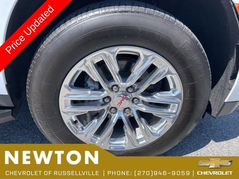 Used 2023 GMC Yukon XL SLT AWD/4WD image 48