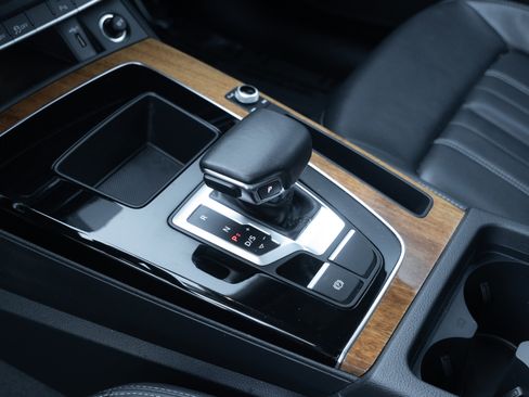 Certified 2023 Audi Q5 2.0T Premium w/ Convenience Package image 17