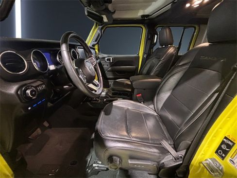 Used 2022 Jeep Wrangler Unlimited Sahara w/ Cold Weather Group image 9