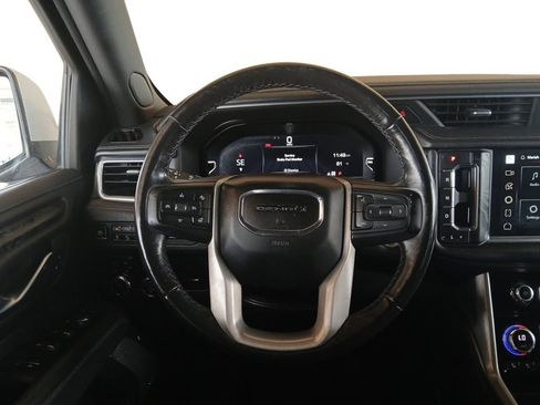 Used 2022 GMC Yukon Denali AWD/4WD image 12