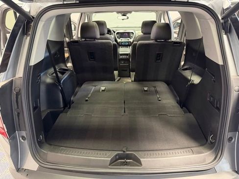 Used 2021 GMC Acadia SLE w/ Driver Convenience Package image 24