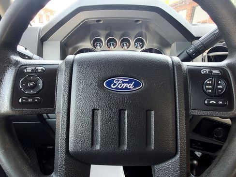 Used 2016 Ford F250 XLT w/ XLT Value Package image 14