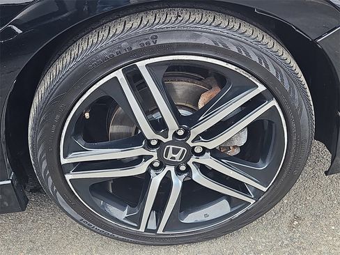 Used 2017 Honda Accord Sport Special Edition image 10