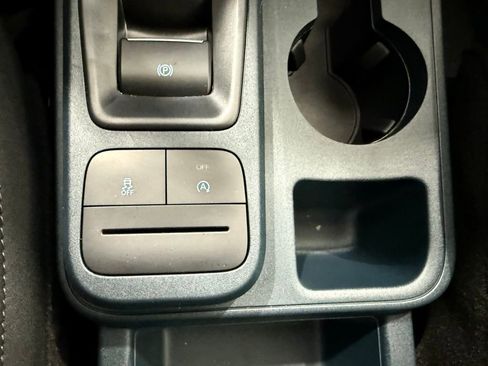 New 2026 Ford Maverick XL image 37